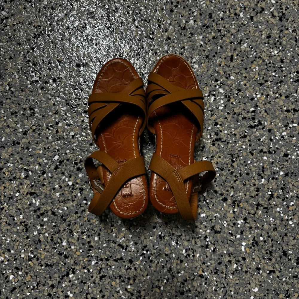 Roxy Tan Wedge Sandals Espadrilles, size 8